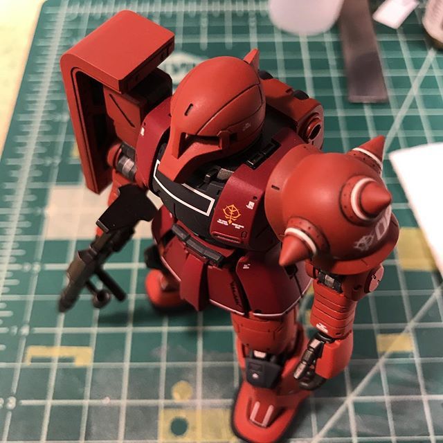 LaidbackBay's tweet photo. Markings... admittedly part of the reason I got this kit was to use the #bandai water slides for it
.
.
.
#gundam #gunpla #hangar18gunplacommunity #gunplabuildersassociation #scalemodel #anime #hgtheorigin #charszaku #hggto #vallejomechacolor https://t.co/ry2ZvEuAgw https://t.co/FOhvmRUdMd