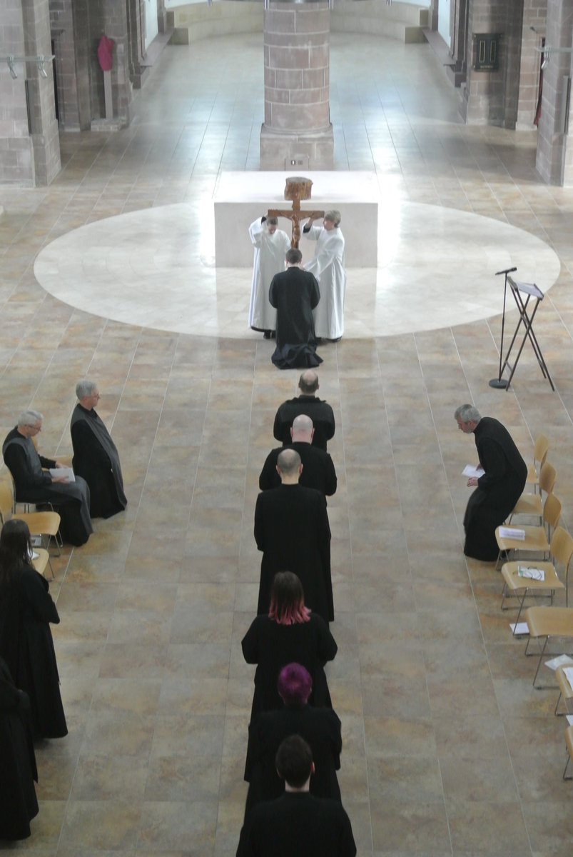 CR_Mirfield's tweet image. Retweeted CoR Mirfield (@CoRMirfield):

#GoodFriday devotions @CoRMirfield @CR_Mirfield @c_of_e @CofECalling - at the foot of the cross #CoRHolyWeek #prayer #vocation