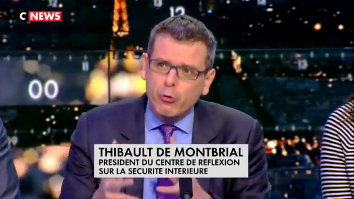 AfpFactuel's tweet photo. 💬 "Des centaines de milliers de gens célèbrent" le jihadiste Radouane Lakdim, comme le dit @MontbrialAvocat ?
❌ Rien ne permet de l'affirmer
➡️ https://t.co/w4LiCFmxvu https://t.co/XVGjsz6zdO