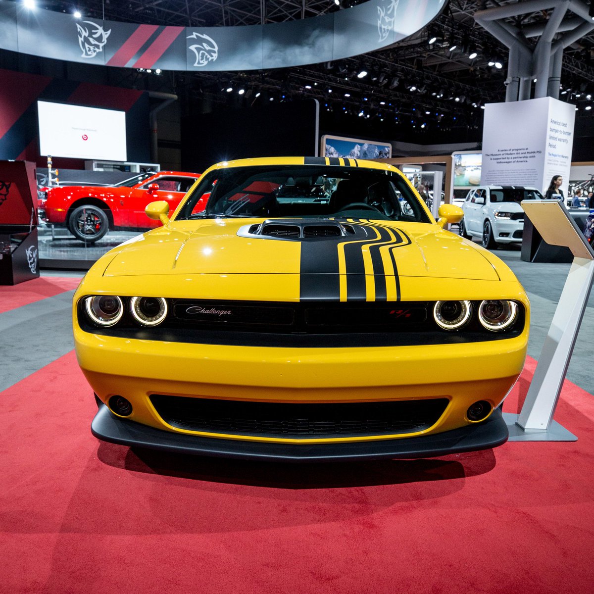 Dodge's tweet image. The golden age of muscle is now. #NYIAS