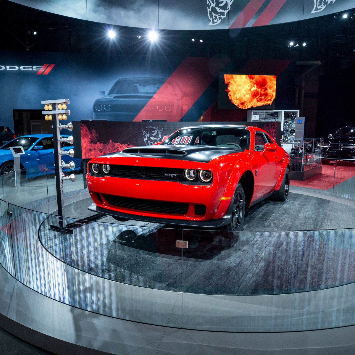 Dodge's tweet image. The golden age of muscle is now. #NYIAS