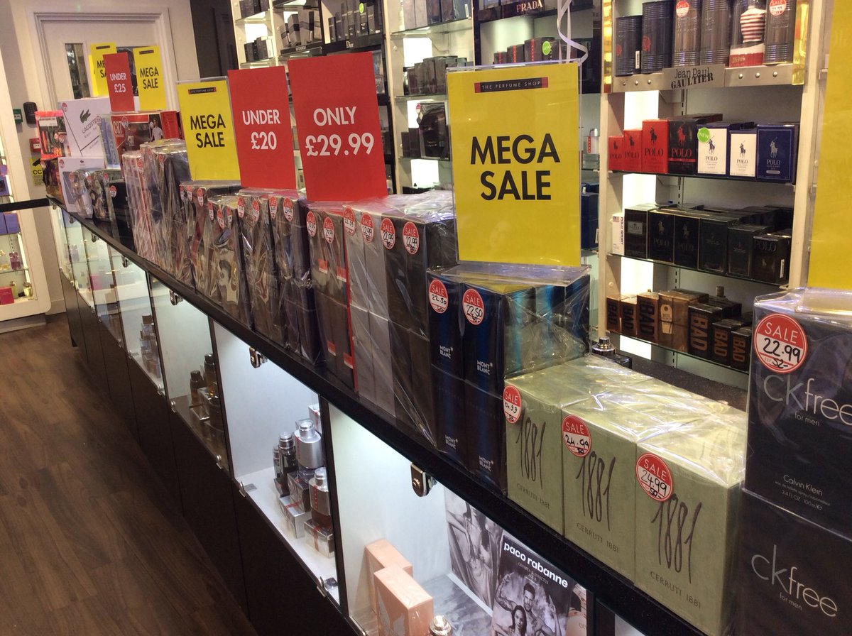TPSOxSt5's tweet photo. TRIPLE POINTS AND MEGA SALE on from 30/3 - 2/4! Pop along to Oxford Street and get your Easter gifts in! DW if rain has ruined your day? NO FEAR We will make it a GREAT day again! @stevendaytps @michelletyson_1 @SufianSufi96 @_JoeSouthall https://t.co/MbxZDP6X40