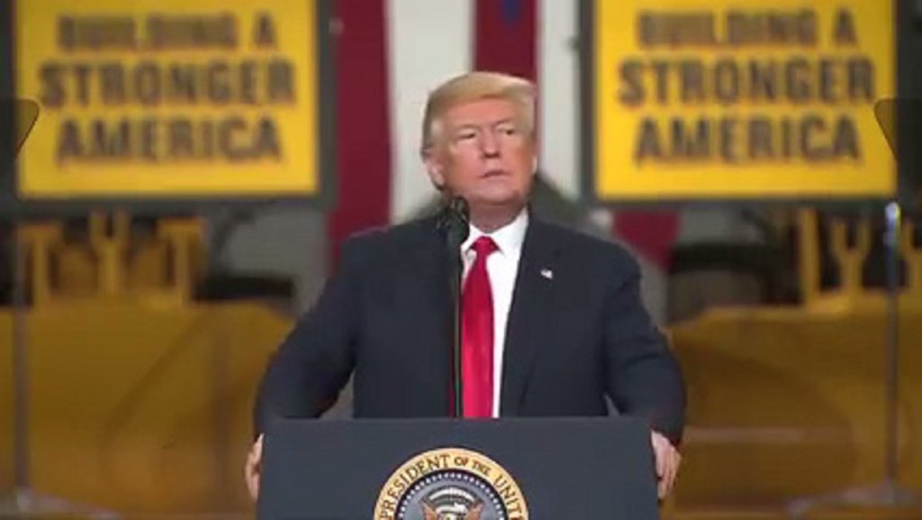 MyNoticiasNow's tweet photo. (Trump dice que las fuerzas estadounidenses abandonarán Siria "muy pronto") https://t.co/n5Jx8a4zro https://t.co/2gn9u6HoaY