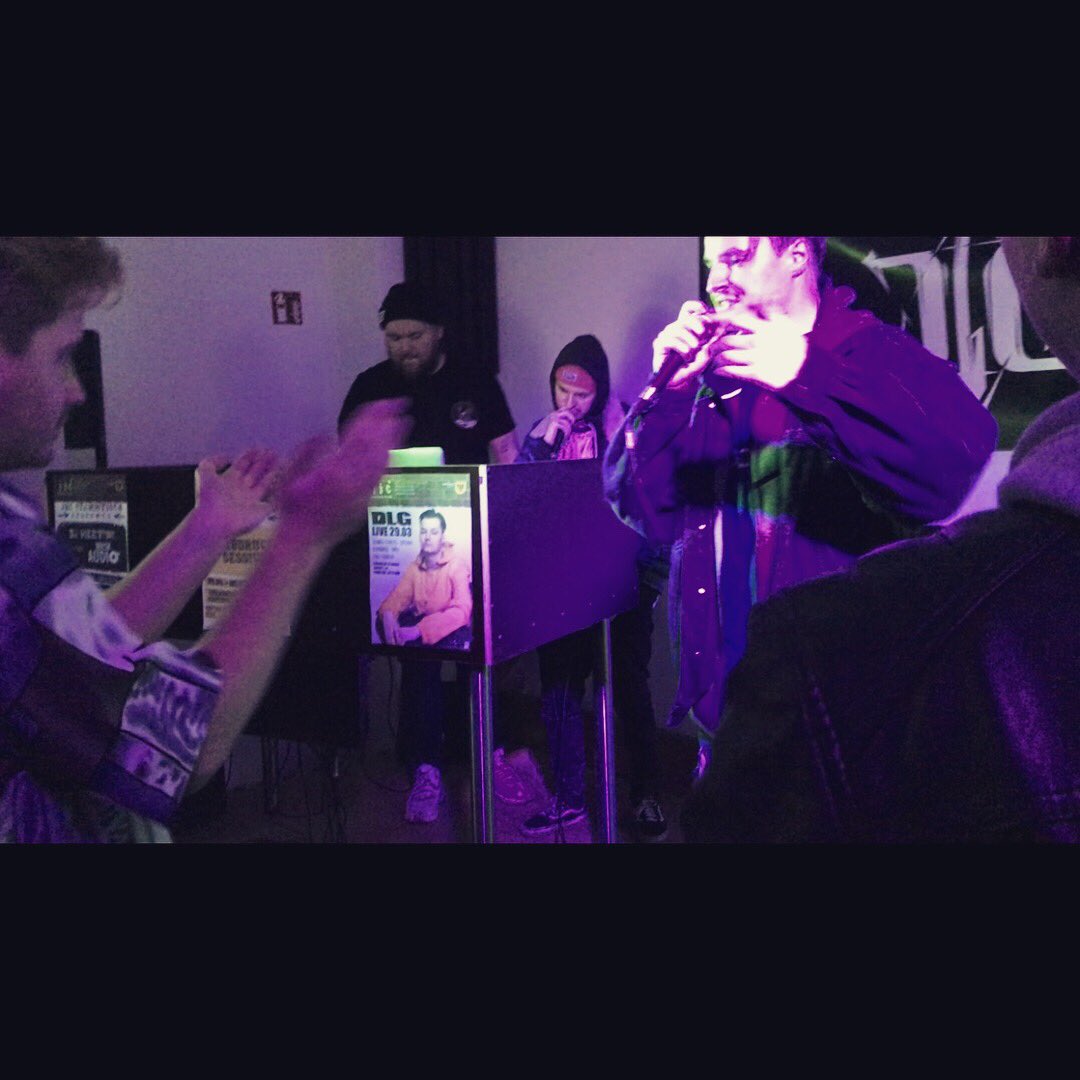 dlgaredo's tweet photo. danke an alle die da waren #aredo #dortmund #dowhatyoulove @ChaptA_ONE album kommt 🔥 https://t.co/hYSqffCTQ0