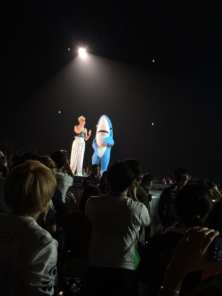 w23d591's tweet photo. KATY PERRY
___WITNESS THE TOUR___

思ってた何倍も綺麗やったし
パフォーマンスすごかったし
かっこいいし
ほんまに歌姫やった…。
近かった…
もうほんまに最高やった！！！✨ https://t.co/sL2rTquThv