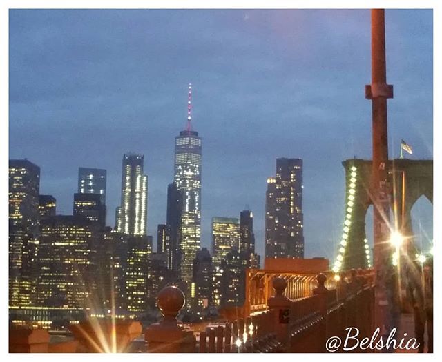 Espectaculares vistas desde el Puente de Brooklyn ❤
Amazing view frontera Brooklyn Bridge
#B #newyork #nuevayork #brooklyn #brooklynbridge