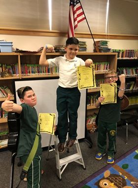 materchristi_35's tweet photo. Some music students enjoying passing their “songbird” level of our Musical Ladder Program. #RCDAschools #MaterChristiSpirit #RCDASupt https://t.co/QCazGArJfS