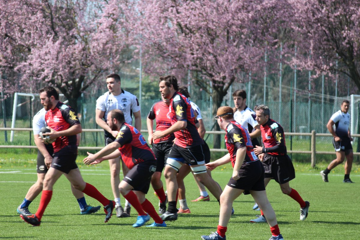 ZebreParma's tweet photo. Gara speciale oggi a Parma tra le Zebre #Rugby e @ChivassoRugby, prima squadra @MixedItalia @Federugby

Giornata speciale per i torinesi che hanno sfidato i bianoconeri con l'aiuto di @Cammellone84 @de_demaan e Di Giulio

https://t.co/VI6mwe3wRR https://t.co/mh4kLJIYSf