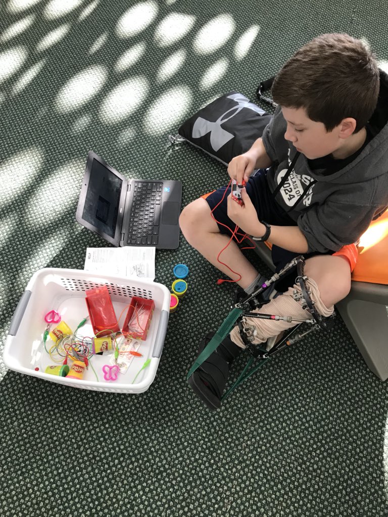 GivensLibrary's tweet photo. Sixth graders had some extra time to work on our Lego City and try out our new Makey Makey set. We are so excited to expand our options in the SCS LMC! #scslmc @Steger6Center @WG_ElementaryCS https://t.co/rj4xCWcJiA