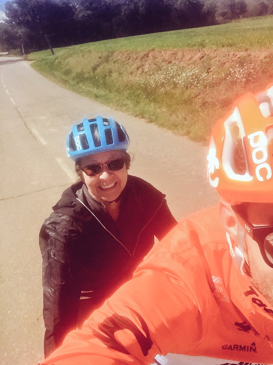 alex_howes's tweet image. Pedal mom! This is going straight to @TrainingPeaks! #theonlytimeinmylifeIwishIhadahubbasedpowermeter #doublespeed #mompower