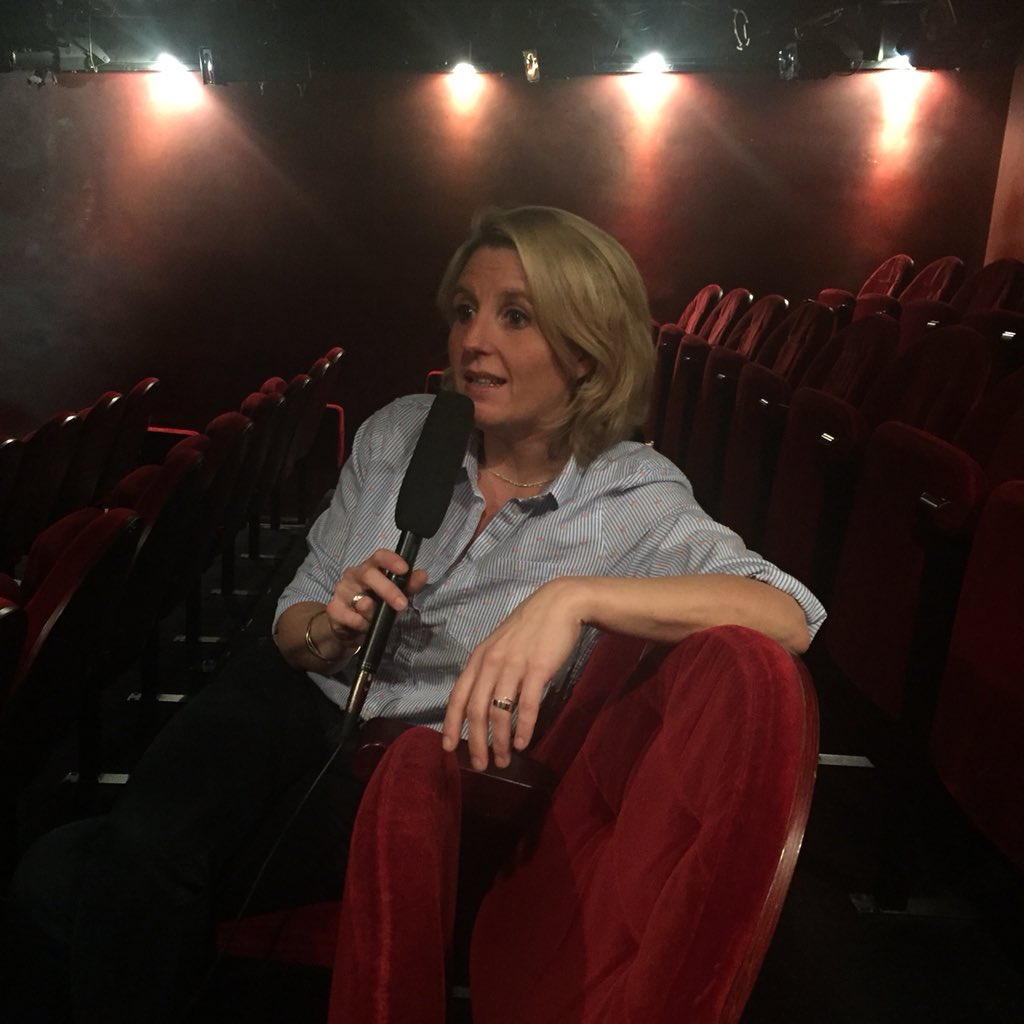 Cynthia_DSantos's tweet photo. Interview de la maman et humoriste belge @veroniquegallo aujourd’hui, après un bon moment hier soir lors de son spectacle #Onemothershow, du rire et du vrai, tout ce qu’on voulait 🗣 https://t.co/M0c3Tdaz0m