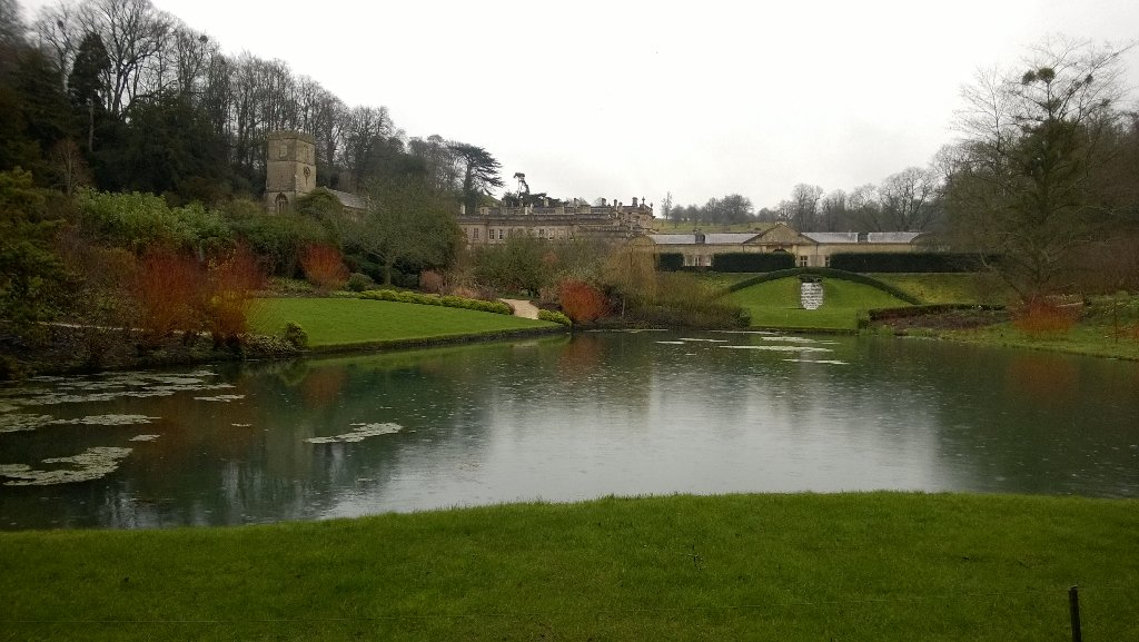 MrRPress's tweet photo. Nice weather for ducks #NTDyrhamPark https://t.co/tV5V1kSLcB