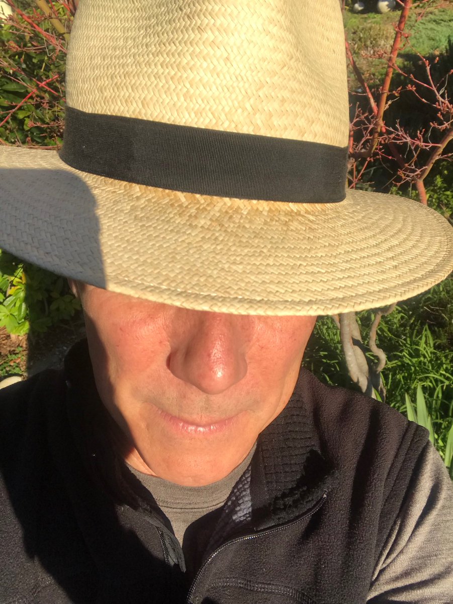 QVCookbook's tweet image. Breaking out the Spring hat and leaving the California sun for a road trip. See you at #qlikmasters Prague, #qonnections2018 or #qlikdevgroup #Helsinki