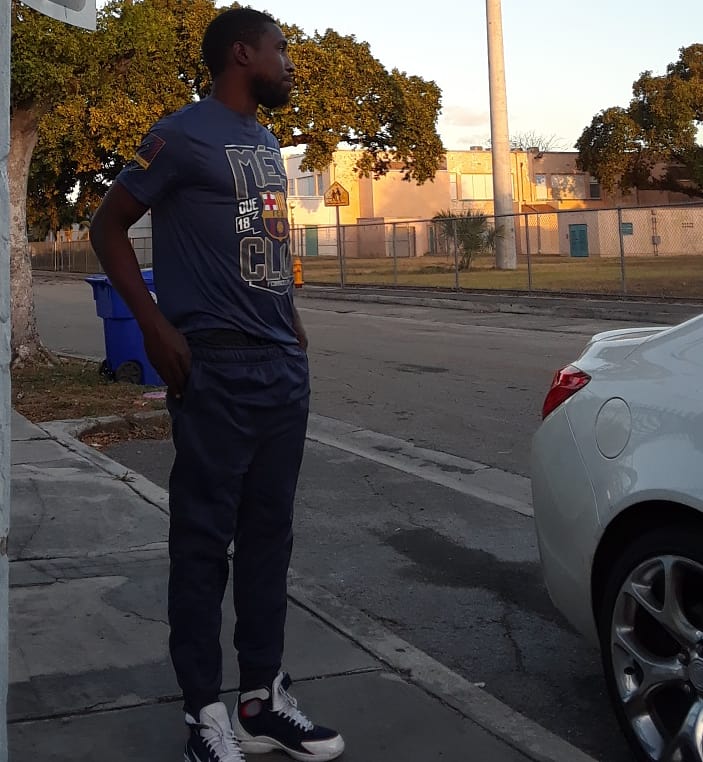 _PIF64_TY's tweet photo. Got My Brother Watching Over Me #RIPBeanz https://t.co/vlPQBg9Zdh