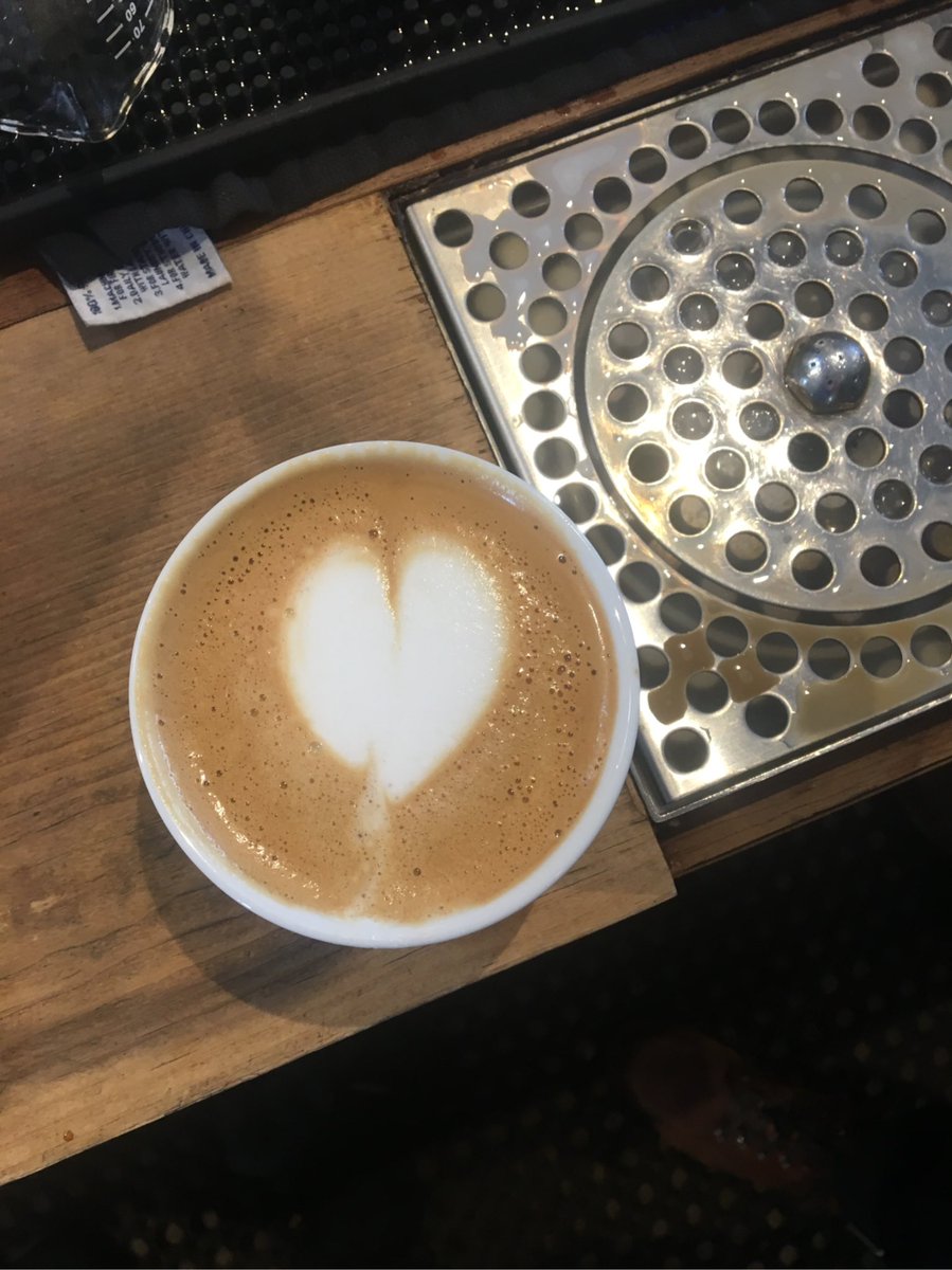 LukeSaidWhat's tweet photo. First pour 3.30.18
Not the best, but I know I'll get better with time. I'm very excited to see grow in the coffee industry ๐
Come visit me sometime and I'll make you delicious coffee (hopefully with better art).
#CommodityCoffee
1323 Coronado Ave Long Beach Ca https://t.co/ENBog45dSB