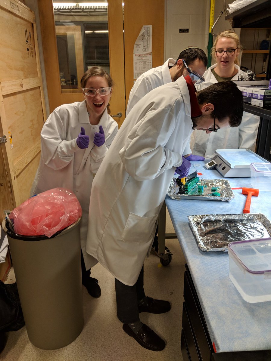 cfromen's tweet photo. It's here!!! #Fromenlab couldn't be more excited! Huge thanks to Emily Rose Michael, Trevor, @Joseph_DeSimone and the whole @Carbon team! https://t.co/NyBgzmbjmZ