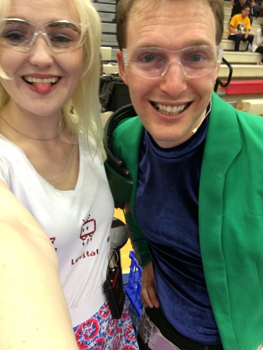 FRC_Natalie's tweet photo. Give it up for Jessie, helping me out! #GoLakeO #redtruckrules https://t.co/jUBPeFFVNN