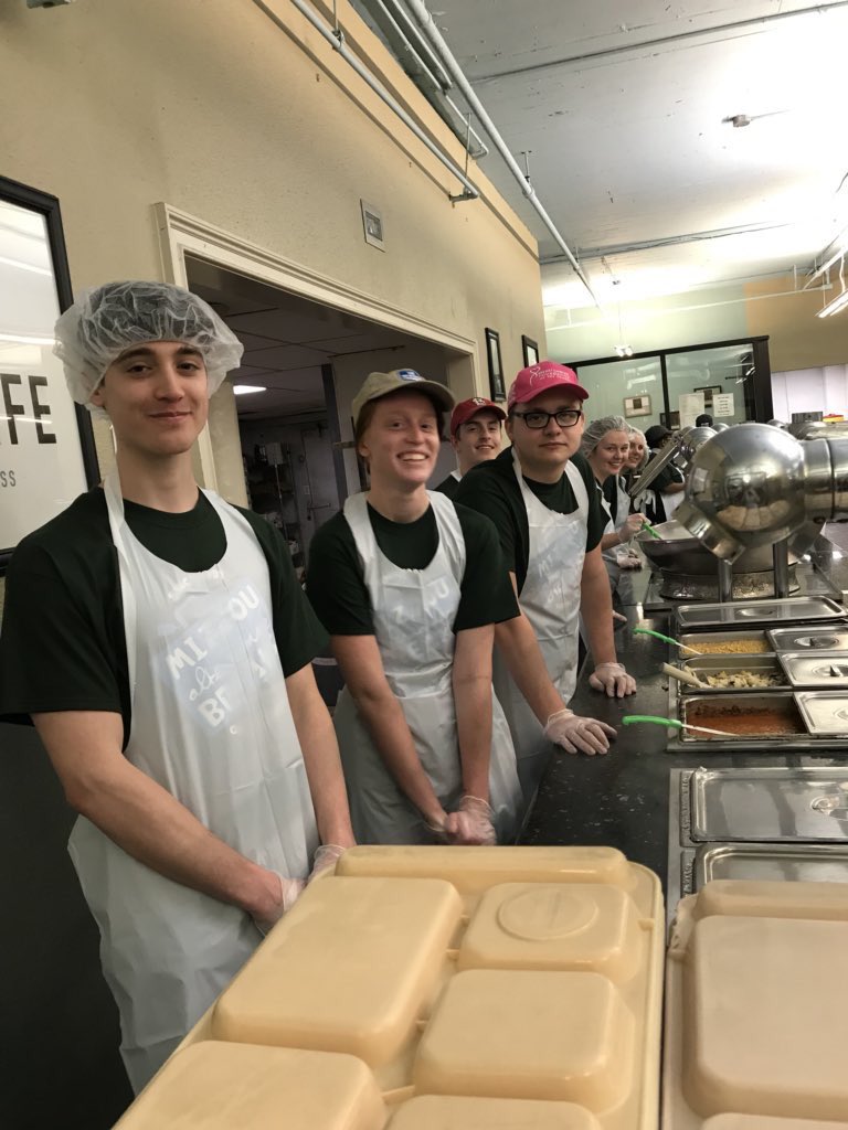 MAB_Dallas1's tweet photo. Served lunch AND looks at Dallas Life for our last day of service! 😎 https://t.co/iKzSDQokyI