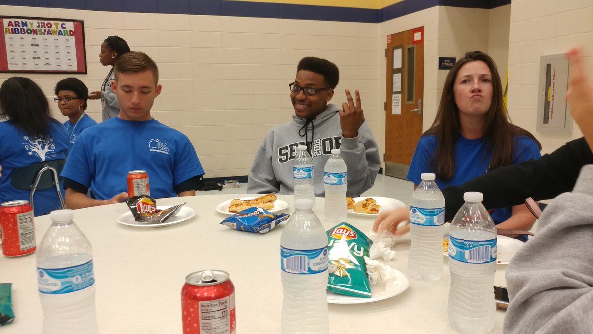 BradwellBeta's tweet photo. AP Day with all our members!!! https://t.co/hVP18mK0uu