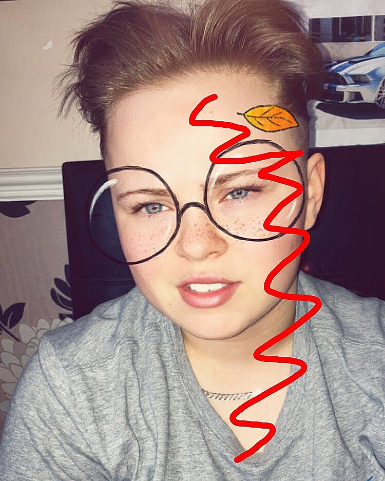 KayleighCH09's tweet photo. Life’s to short so smile while you got teeth😂 https://t.co/rLlFcK5s72