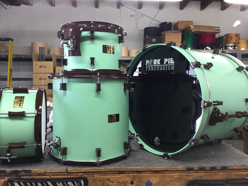 Happy Friday! 57 Chevy Sea Foam Green with a flat clear Chocolate Brown hardware!!! 😍 #porkpie #drums #eyecandy #digthepig