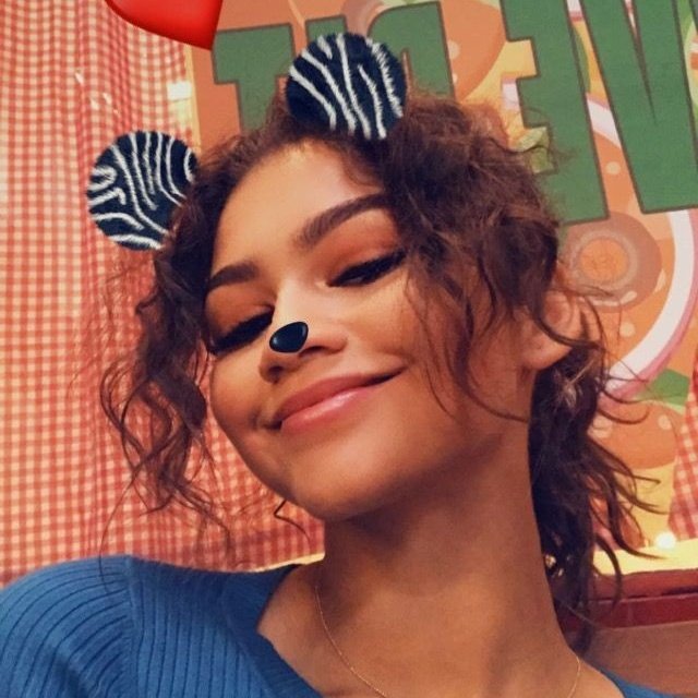 roxaneWeasley__'s tweet photo. #NouvellePhotoDeProfil https://t.co/SFN8yMqikc