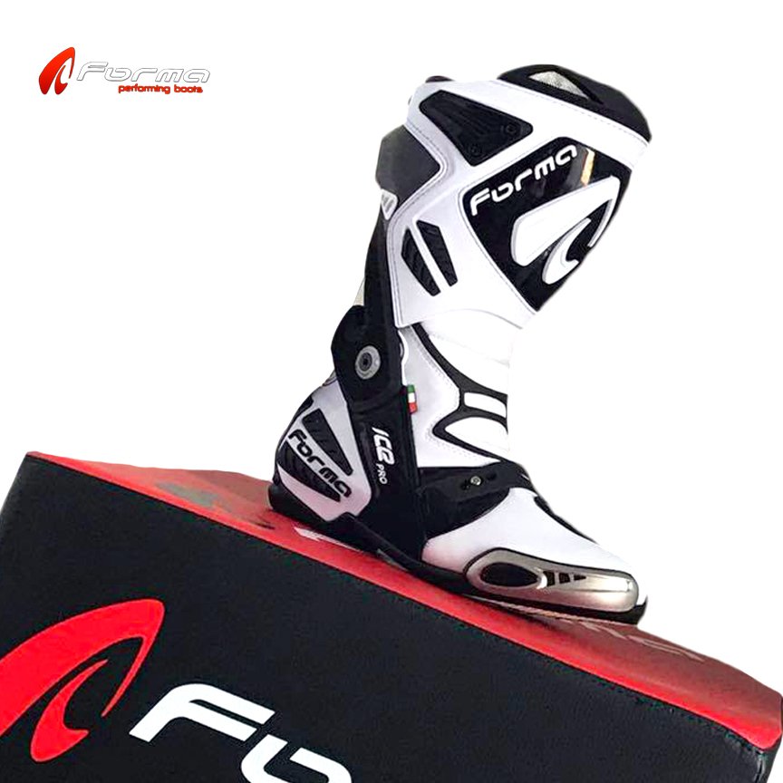 paco66_it's tweet photo. Forma Boots -40% all the collection available on https://t.co/8xbK5cjlss
Follow our promotion.

#formaboots #shoes #motocross #enduro https://t.co/HTQE9BLFOr