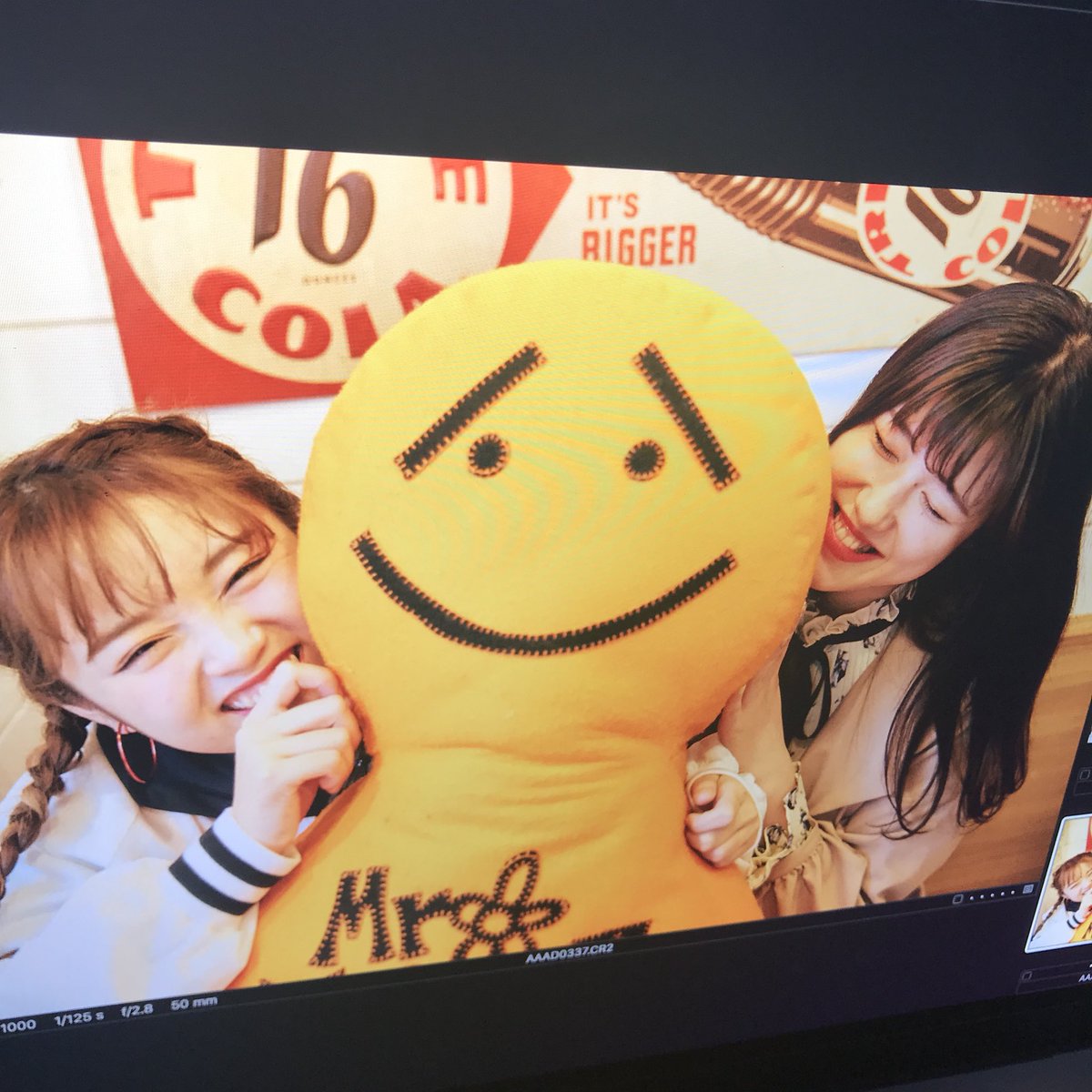 neo_neo66's tweet photo. Popteen5月号 発売しました💓

付録は
FILAのトートバッグ！！👜⭐️

皆��ん 毎月
本当にありがとうございます😭💓
ぜひチェックお願いします！ https://t.co/2KJl2ZJpaX