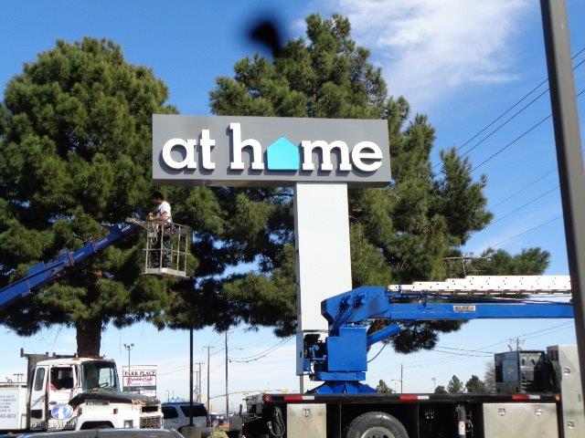AccentGraphics's tweet image. At Home- Odessa, TX
#pylonsign #accentgraphics #athome #odessa #tx