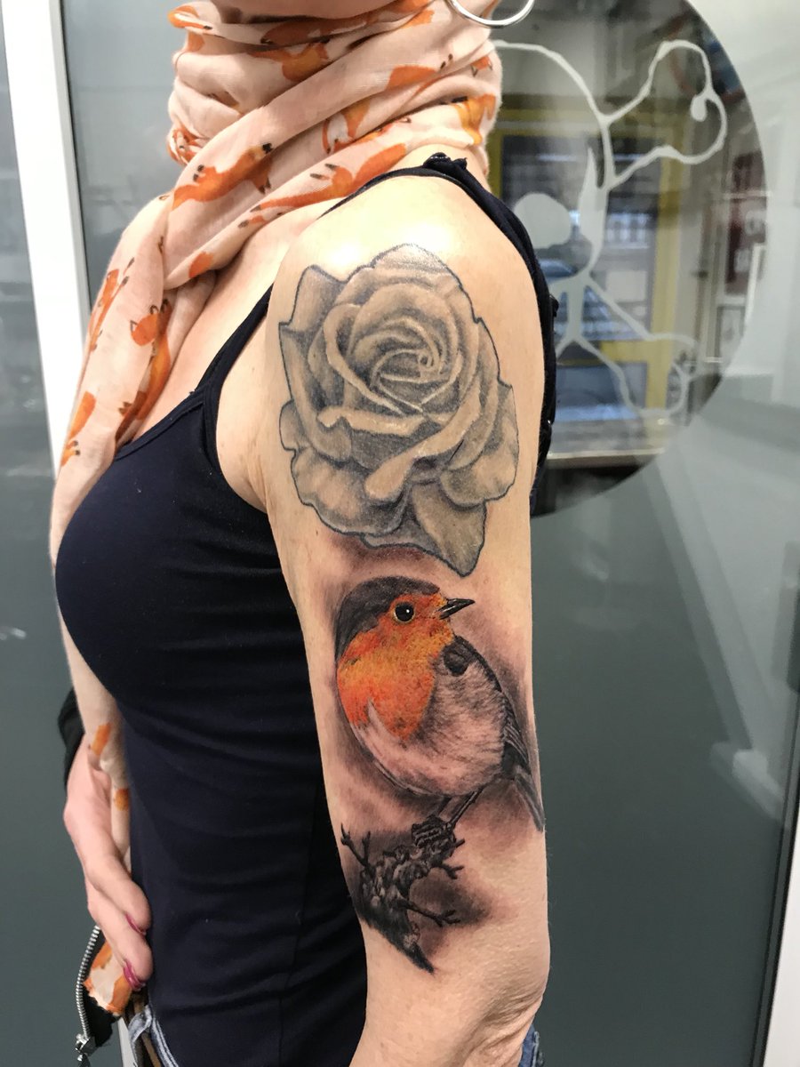 Little robin by Lal #muswellhill #tattoos #tattoolondon#