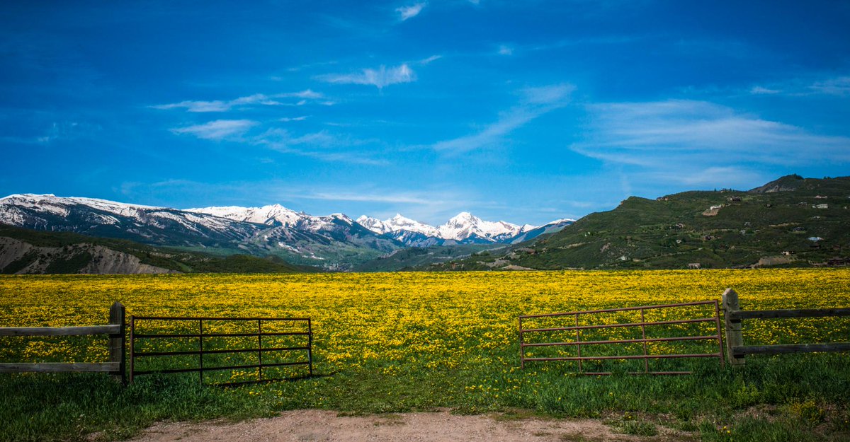 Ready for a #summer adventure? <a href="/AspenCO/">AspenCo</a> shares how you can #TravelKindly + #win a dream #getaway to #Aspen: bit.ly/2GpqSnh ⛰️ #ThisIsSustainable #TravelTips