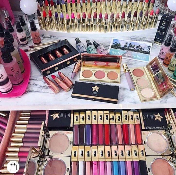 GerardCosmetics's tweet image. ⚡️FLASH FRIDAY GIVEAWAY⚡️ Who’s ready 👀 3 winners will win the entire #honeymooncollection Tap the photo to see what’s included 🌴🌺To enter tag 2 friends and leave 😱😱😱 emojis below!! Good luck!US only 📸 @adrienneroyale *contest ends Monday, winners will be announced