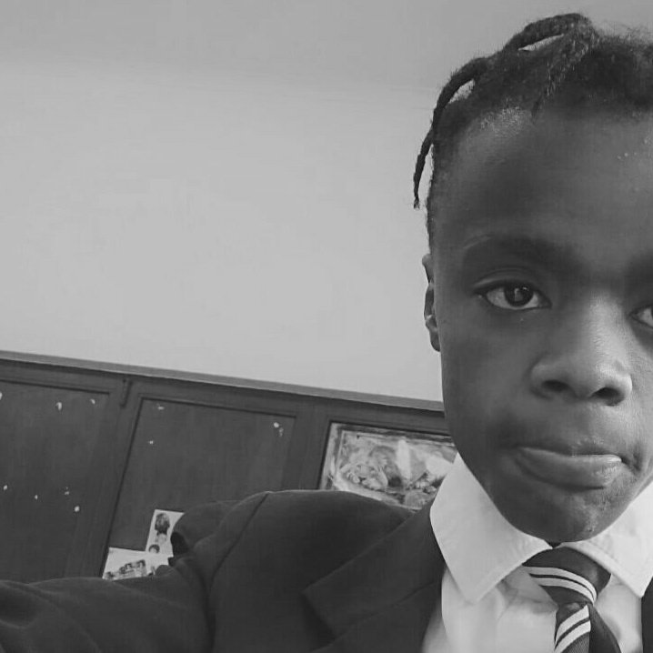 COMSAVAGE_6's tweet photo. #NewProfilePic https://t.co/IWL1shYdzT