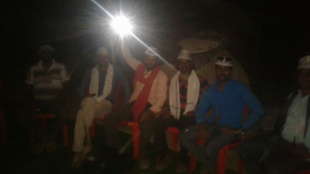 Javedkh68369304's tweet photo. "घर घर जाबो,बदलाव लाबो,के बुलंद नारो के साथ कोटा विधानसभा के,बूथ मनपहरी, खरगा,सिरसिहा,खपरखोल,में आज जनसंपर्क कर लोगो को दिल्ली में हो रह�� कार्यो से आमजनों को अवगत कराया गया,कोटा विधानसभा उपाध्यक्ष,सेक्टर प्रभारी,मंडल अध्यक्ष,उपाध्यक्ष,संगठन प्रभारी के नेतृत्व में सभी की उपस्थिति। https://t.co/DiRcSo8lqd