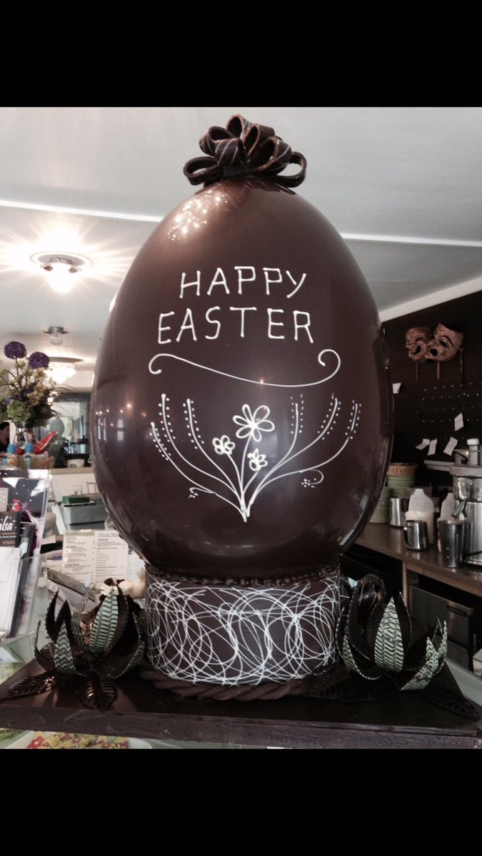 goringchoccafe9's tweet photo. Happy Easter @goringchoccafe9 @OxTweets @wfocycling @chilternsview @cyclechilterns @getreading. Open from 10 am Easter Saturday, Sunday &amp; Monday 😊 https://t.co/w3r3qAztPL