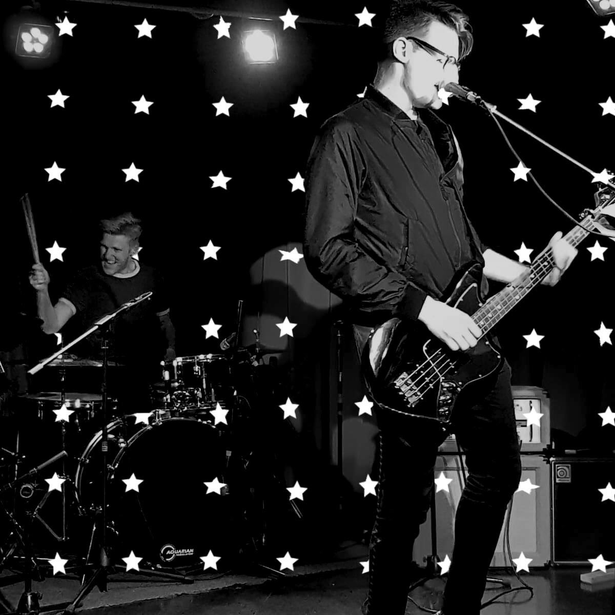 J U N I O R tweet media