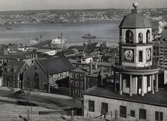 ParksCanada_NS's tweet photo. Did you know that caretakers and their families lived in Halifax’s Town Clock? Joseph White grew up in the Town Clock and became an ace fighter pilot in WWI. Learn more: https://t.co/T3OGIHVFxy 
#HometownHeroes #WWI https://t.co/kqFDQXR7fY