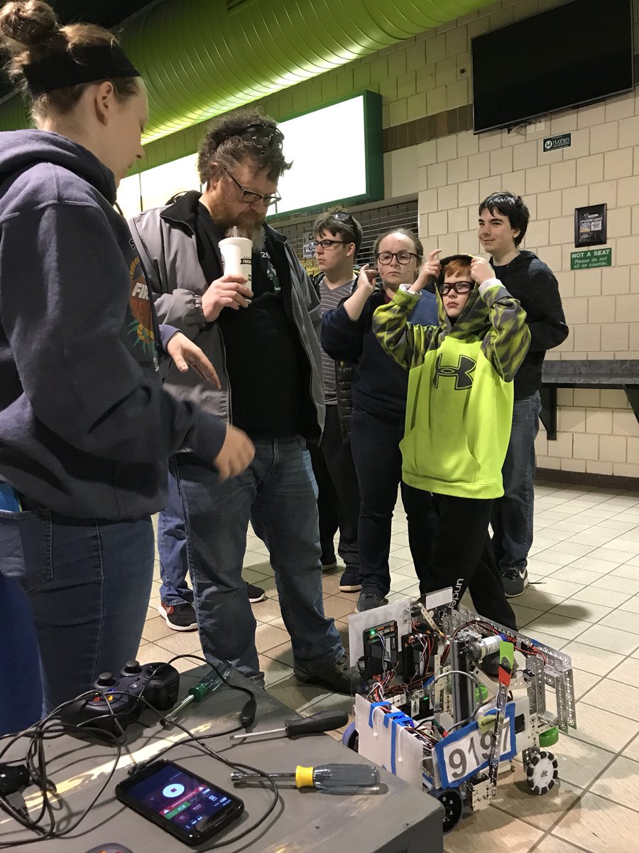 Catalysts9197's tweet photo. We are here demoing the robot at the Buckeye FRC regional in Cleveland stop by and say hello https://t.co/SVa7e3XF0T