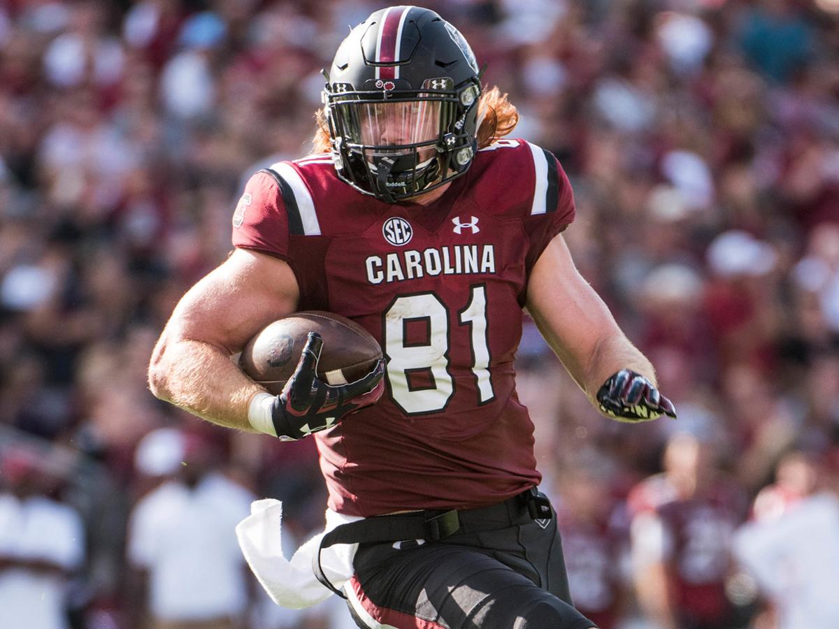 NFLDraft's tweet photo. Top TE in 2018 NFL Draft?
Personnel man says he prefers former minor league baseball player @haydenrhurst, and it's not even close.
#SourcesTellUs: https://t.co/Sc1tPS7tYQ (via @LanceZierlein) @GamecockFB https://t.co/w3m0KDLaXE