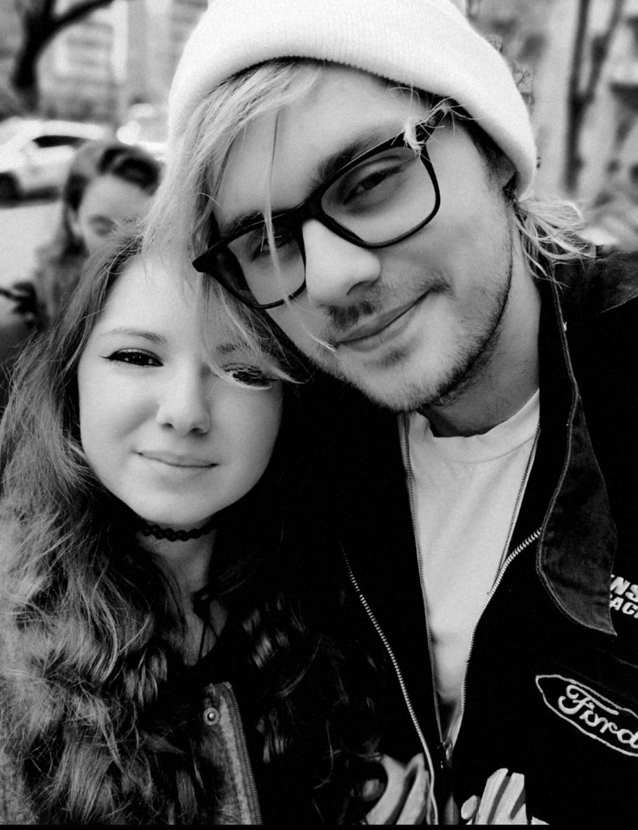 <a href="/Michael5SOS/">michael clifford</a> thank you for all🖤
You're the best human being Xx
My dream has come true...