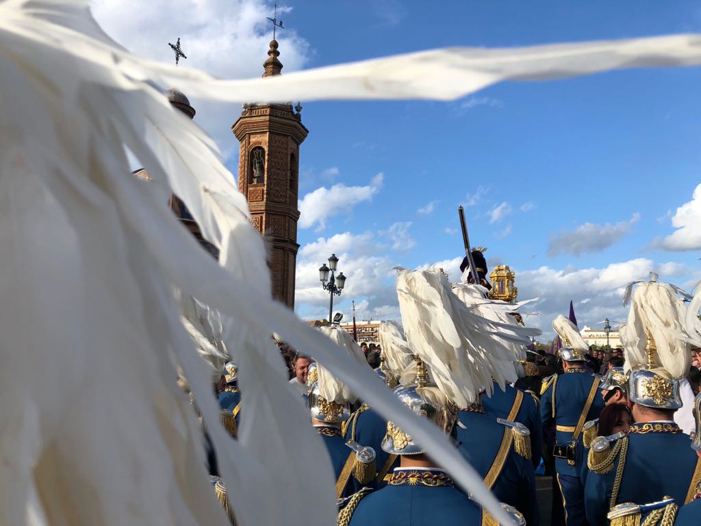 bandasol's tweet photo. #SSantaSevilla18 #BandaSoL18 https://t.co/0y4gQa0lTv