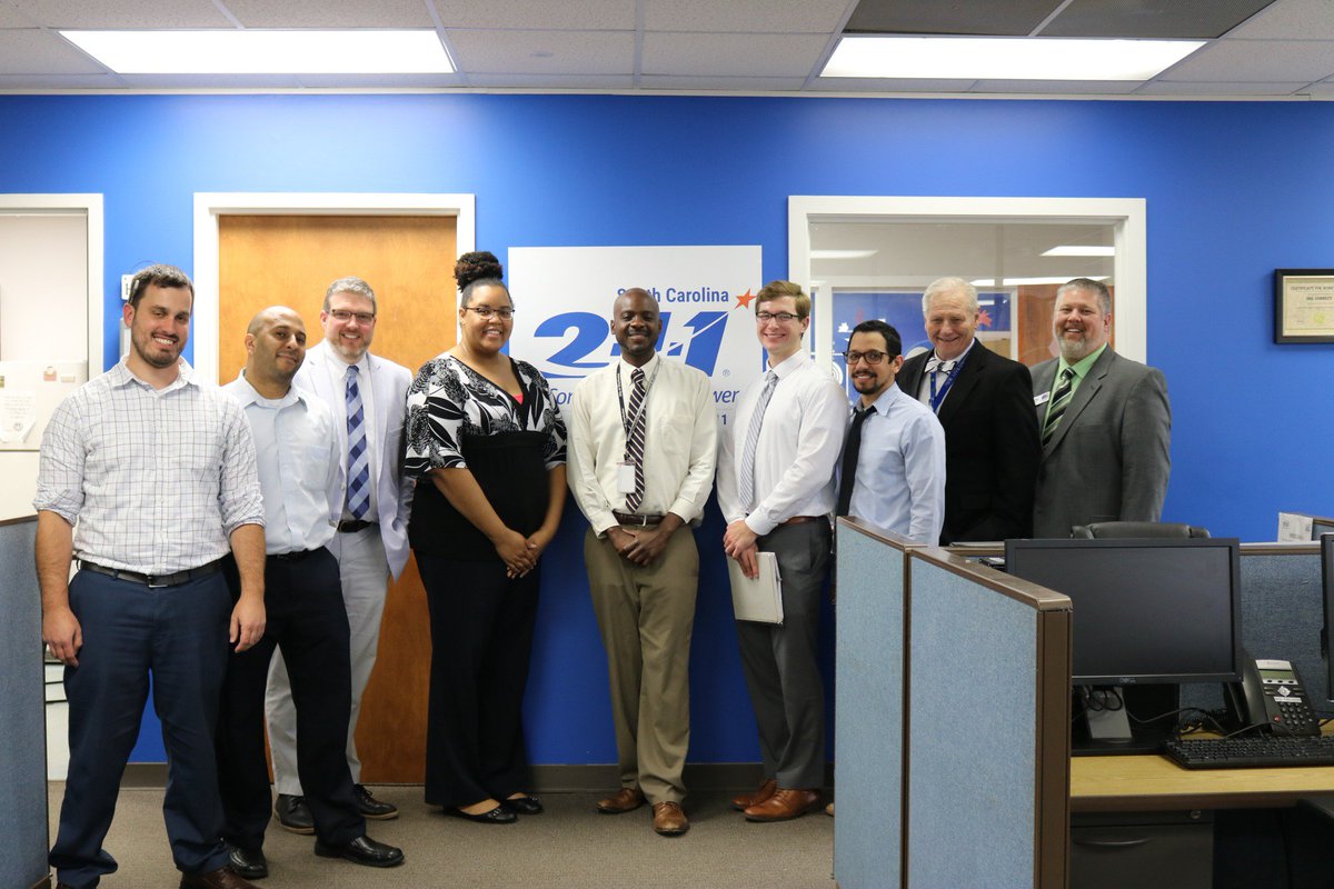 UWASC's tweet image. We loved having our friends from @CityCharleston stop by today to learn more about SC 2-1-1! #SC211 #211Help