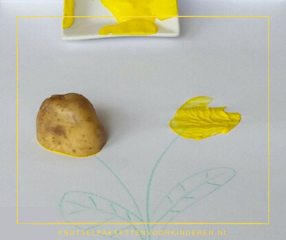 #knutselblog

Sien en Co zijn heel erg blij, het is weer lente en ook nog eens bijna Pasen. Vandaag brengen zij brengen de zon in huis met vrolijke tekeningen van mooi felle tulpen! 

knutselenmetsienenco.eu/vrolijke-tulpen

Wat voor leuke dingen heeft jouw kind op school gemaakt?