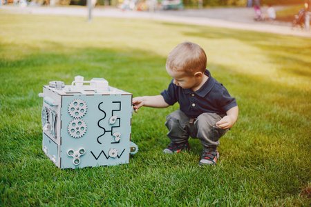 anthonymorri_95's tweet image. #HowToBuildAnAugmentedRealityApp, #AugmentedRealitySites Google open sources image recognition AI model, VR audio tools goo.gl/P4ppbw