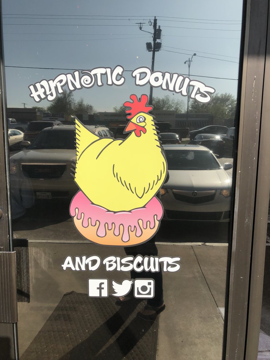 chefbaz's tweet photo. 1st video is up on our new #youtubechannel 

https://t.co/Gi1gxqLDjc

Remember to like and SUBSCRIBE! #foodtravelchat #Foodies #donut #Beginner https://t.co/QV5rQAuMLl