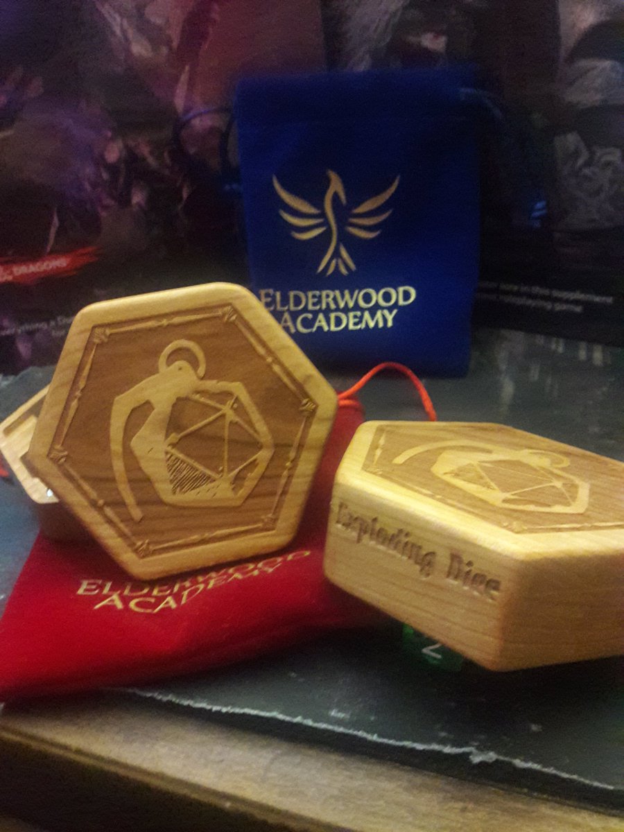 Askren's tweet photo. Hey, when I want to show everyone my awesome dice, the only way to do it is with the coolest dice box possible. And that's obviously the #ExplodingDice @ElderwoodBoxes hex chest!

And the best part is, you can get one yourself!

I also might have some at #PAXEast2018... https://t.co/c5kia3VhrQ