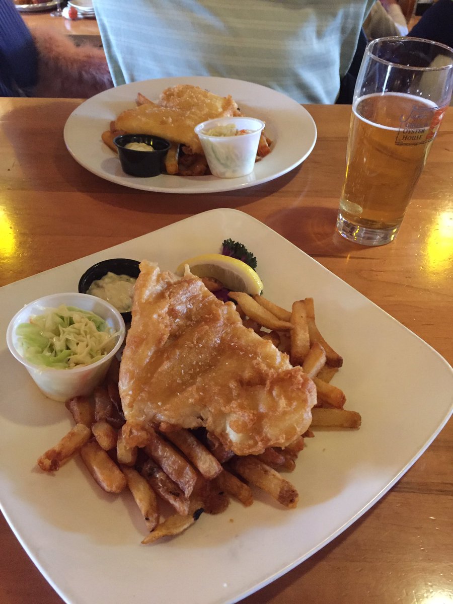 Good Friday Fish Fry at <a href="/JakesOyster/">JakesOyster</a> A fantastic tradition! #whatchefsdo #WhatChefsEat #EatLocal