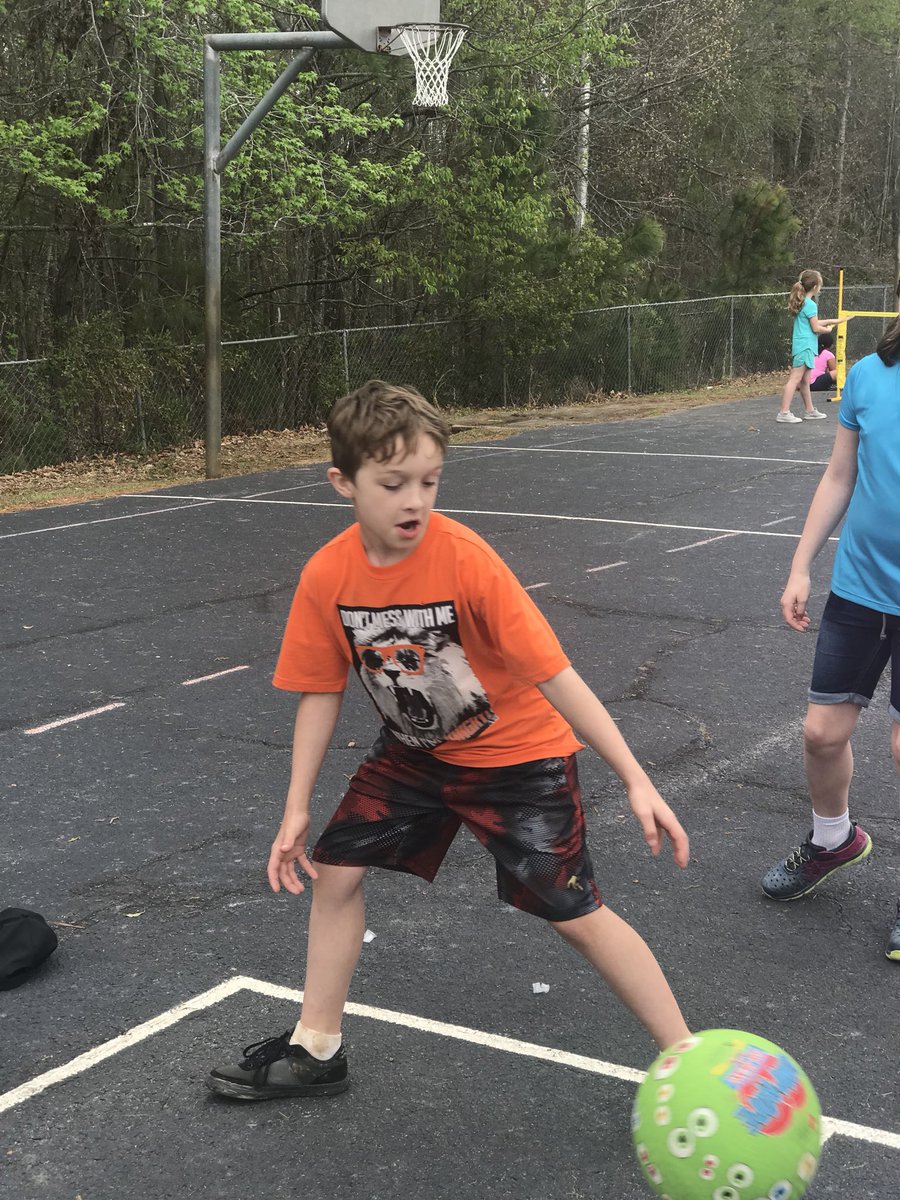 SharpeTeam's tweet photo. @SharpeTeam had an awesome time at our field day! #team323 @Midway_Mustangs https://t.co/mXiYuDFIFr