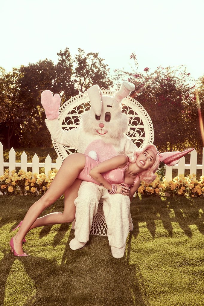 Pop Crave on X: "More photos from Miley Cyrus' Vogue Easter photoshoot. https://t.co/dNBfJqd35u" / X