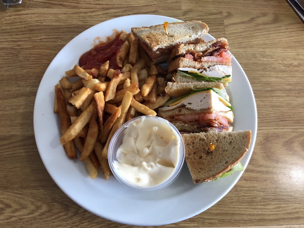 This will now serve as a thread for the club sandwiches I eat while on the road. I got this one at The Myrt in Mattawa, Ont. I ordered it on rye, which may not have been the best call, but I still give it 8.5/10  #ClubhouseTravels